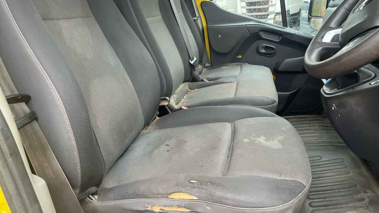 RENAULT MASTER 35 2.3 DCi 135PS - Μικρό φορτηγό με καρότσα: φωτογραφία 5 RENAULT MASTER 35 2.3 DCi 135PS - Μικρό φορτηγό με καρότσα: φωτογραφία 5