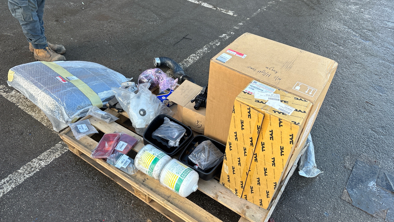 RENAULT PARTS - Εξοπλισμού κατασκευών: φωτογραφία 2 RENAULT PARTS - Εξοπλισμού κατασκευών: φωτογραφία 2