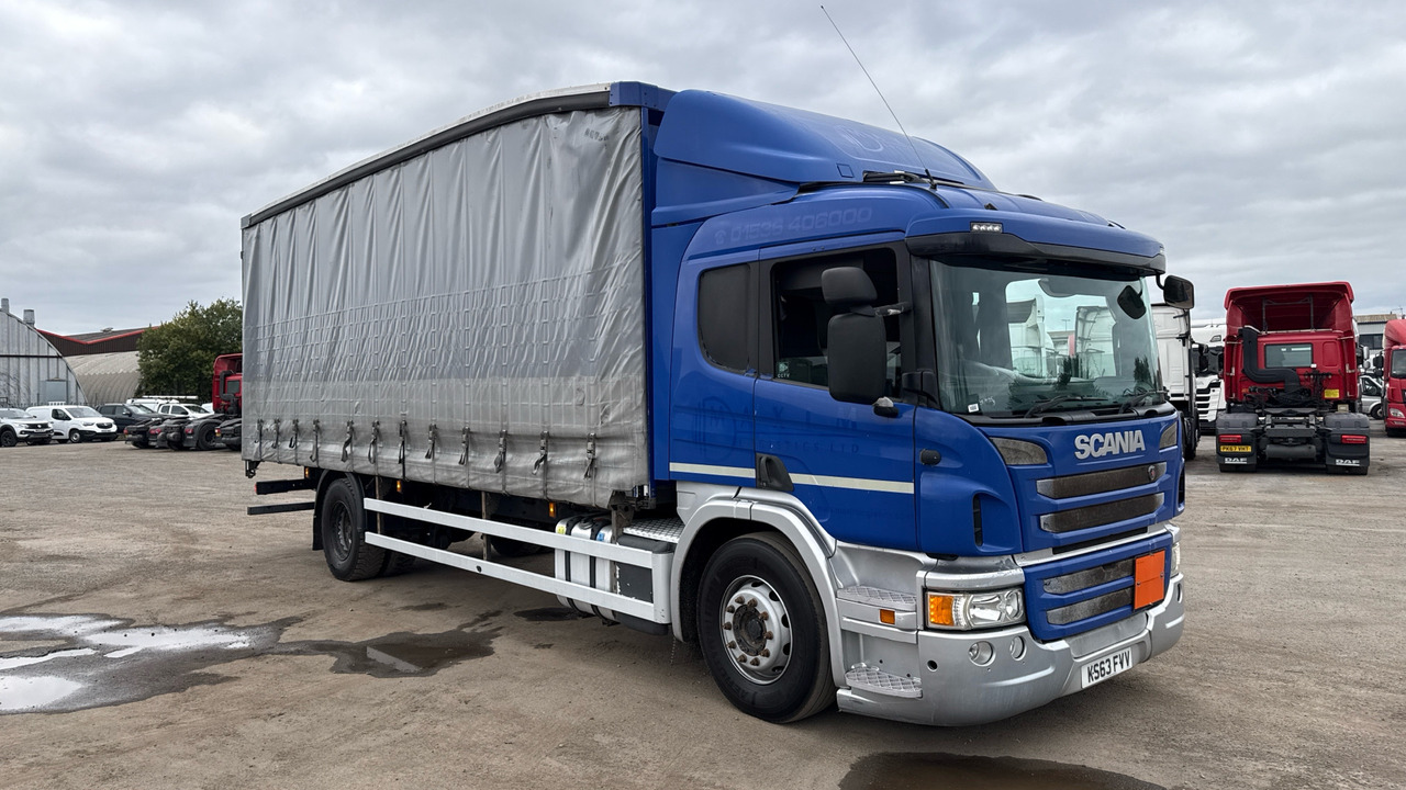 SCANIA P 230 - Φορτηγό μουσαμάς: φωτογραφία 1 SCANIA P 230 - Φορτηγό μουσαμάς: φωτογραφία 1