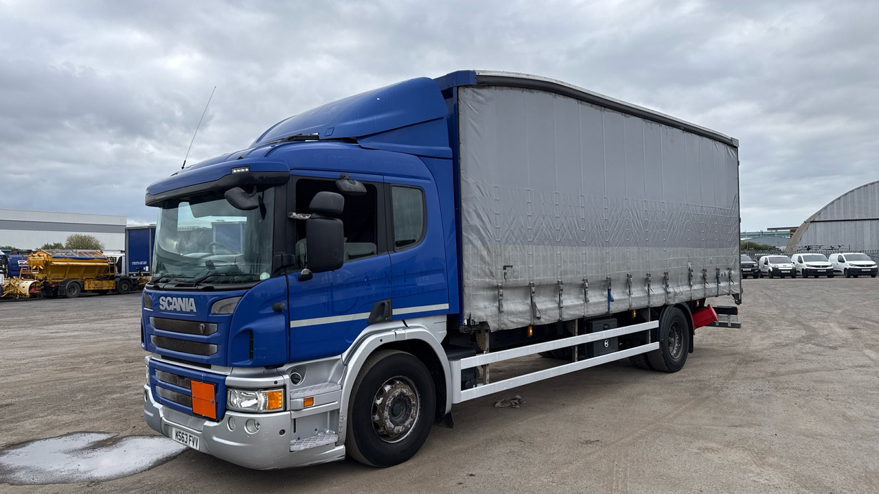 SCANIA P 230 - Φορτηγό μουσαμάς: φωτογραφία 2 SCANIA P 230 - Φορτηγό μουσαμάς: φωτογραφία 2