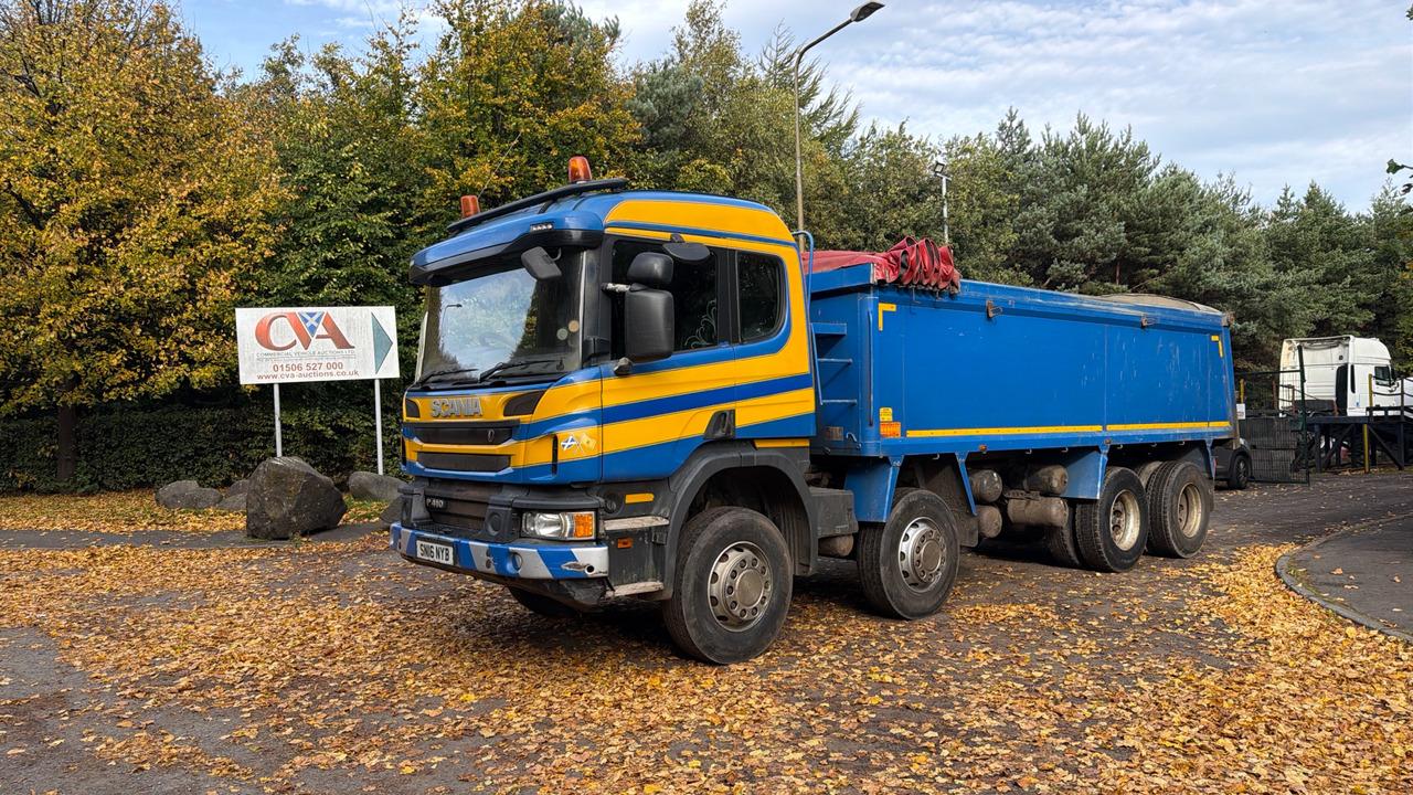 SCANIA P 410 - Φορτηγό ανατρεπόμενο: φωτογραφία 2 SCANIA P 410 - Φορτηγό ανατρεπόμενο: φωτογραφία 2