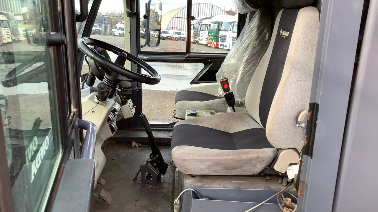 SCARAB MINOR M25H - Σάρωθρο δρόμων: φωτογραφία 5 SCARAB MINOR M25H - Σάρωθρο δρόμων: φωτογραφία 5