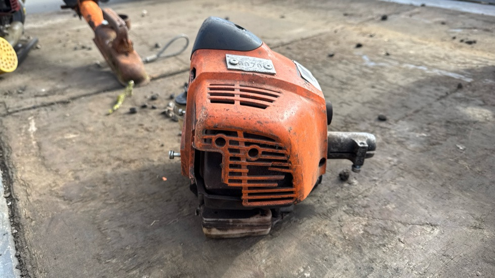 STIHL FS460 STRIMMER MOTOR - Χλοοκοπτικό: φωτογραφία 3 STIHL FS460 STRIMMER MOTOR - Χλοοκοπτικό: φωτογραφία 3