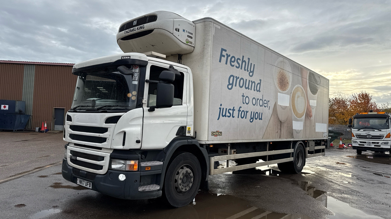 Scania P 250 - Φορτηγό ψυγείο: φωτογραφία 2 Scania P 250 - Φορτηγό ψυγείο: φωτογραφία 2