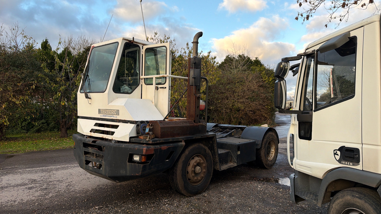 TERBERG YT180 - Τράκτορας: φωτογραφία 1 TERBERG YT180 - Τράκτορας: φωτογραφία 1