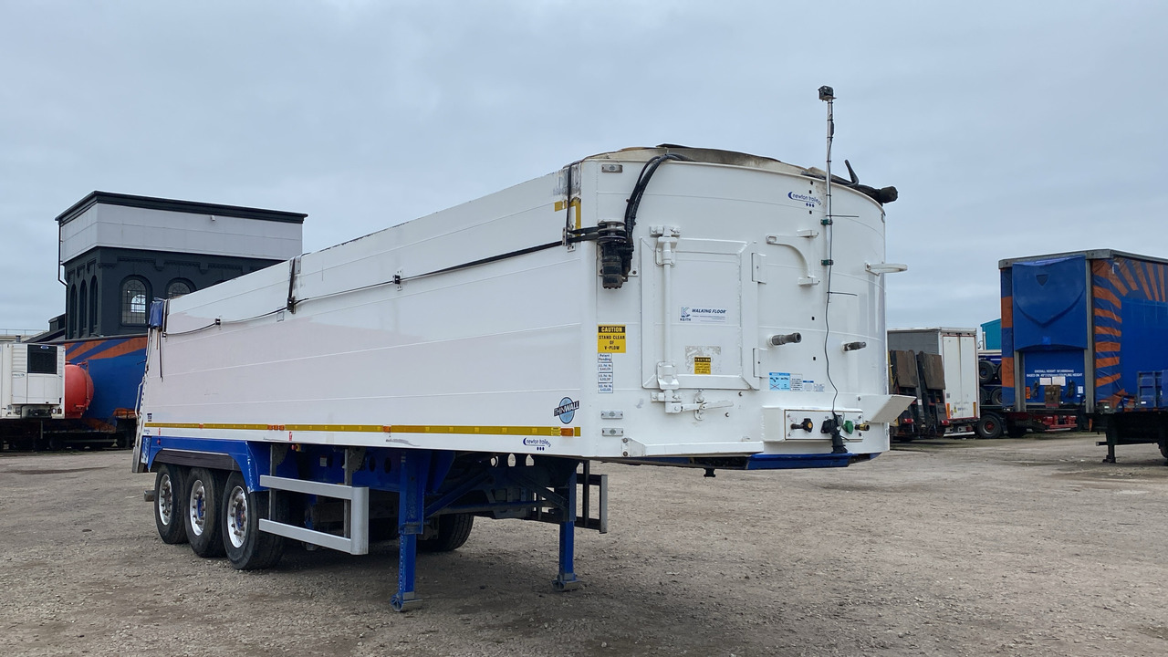 TITAN TRAILERS WALKING FLOOR - Επικαθήμενο μεταφορική βουτσάς: φωτογραφία 1 TITAN TRAILERS WALKING FLOOR - Επικαθήμενο μεταφορική βουτσάς: φωτογραφία 1