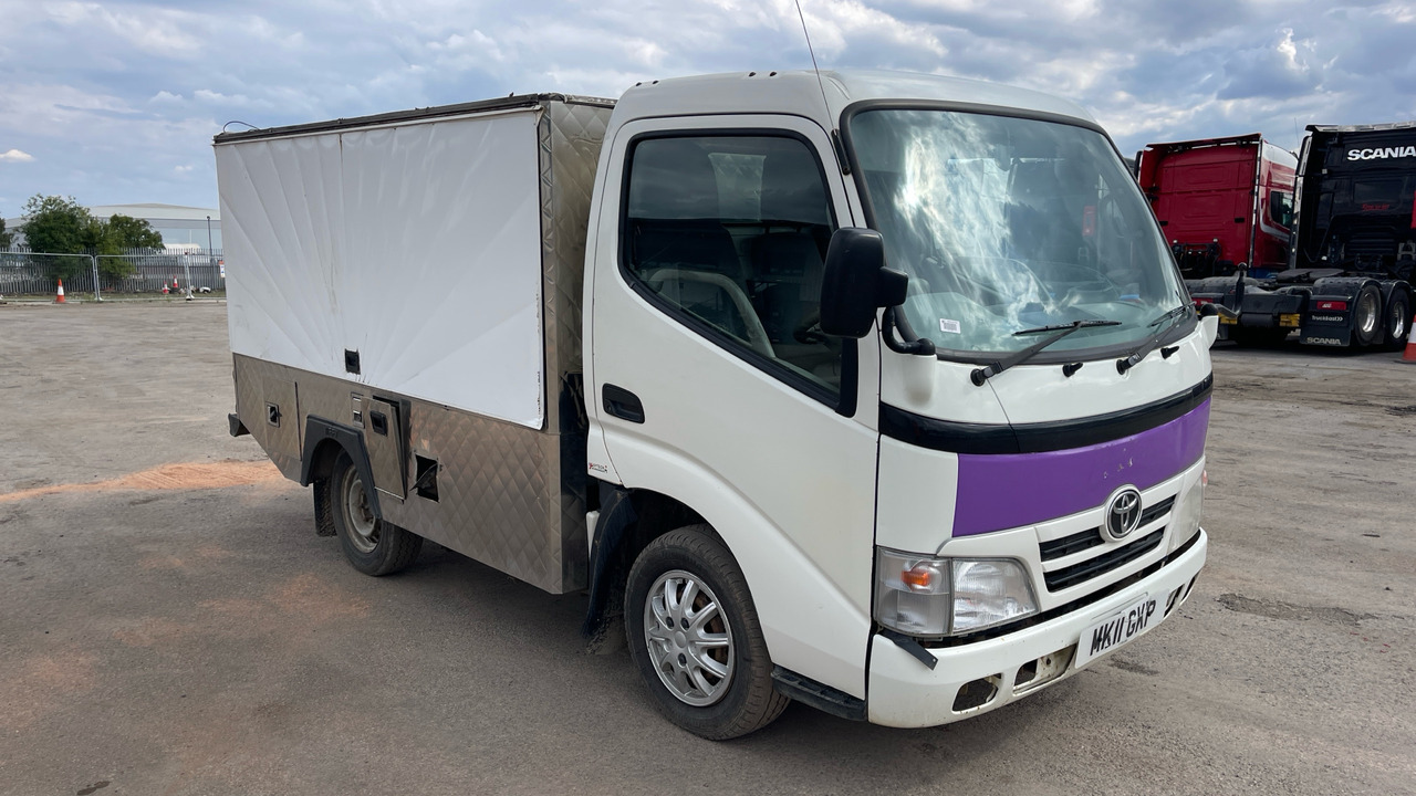 TOYOTA DYNA 300 D-4D 136HP - Αυτοκινούμενη καντίνα: φωτογραφία 1 TOYOTA DYNA 300 D-4D 136HP - Αυτοκινούμενη καντίνα: φωτογραφία 1