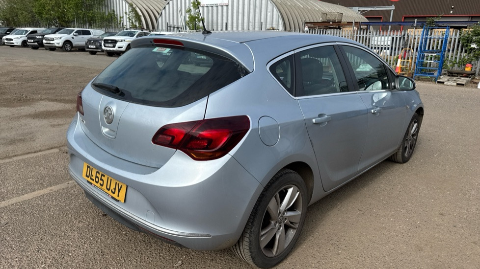 VAUXHALL ASTRA SRI 1.4 16V - Αυτοκίνητο: φωτογραφία 4 VAUXHALL ASTRA SRI 1.4 16V - Αυτοκίνητο: φωτογραφία 4