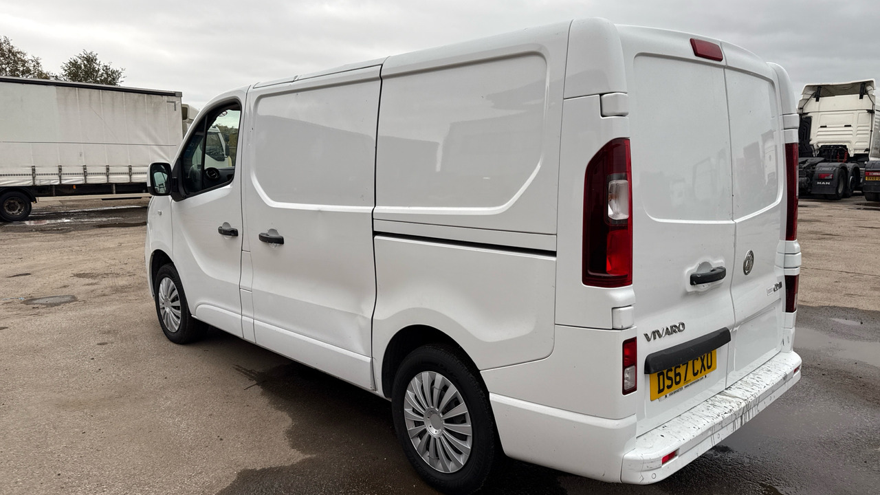 VAUXHALL VIVARO 2700 1.6CDTI 120PS - Μικρό βαν: φωτογραφία 3 VAUXHALL VIVARO 2700 1.6CDTI 120PS - Μικρό βαν: φωτογραφία 3