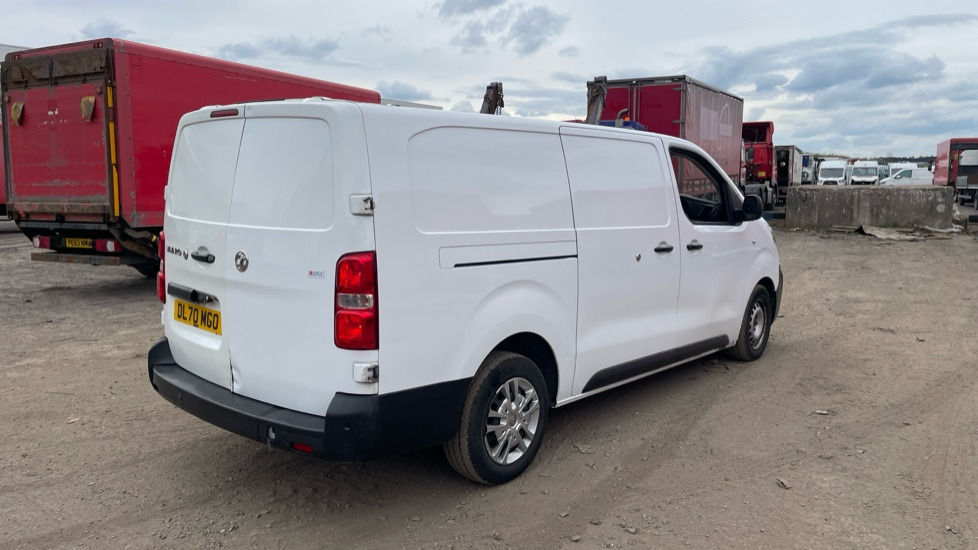 VAUXHALL VIVARO 3100 2.0d 120PS Dynamic H1 Van - Βαν: φωτογραφία 4 VAUXHALL VIVARO 3100 2.0d 120PS Dynamic H1 Van - Βαν: φωτογραφία 4