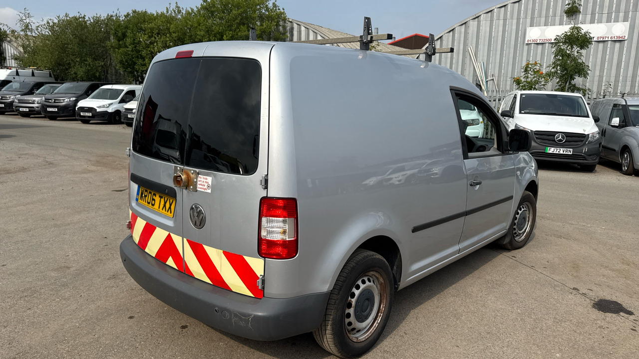 VOLKSWAGEN CADDY C20 1.9 TDI 104PS - Μικρό βαν: φωτογραφία 4 VOLKSWAGEN CADDY C20 1.9 TDI 104PS - Μικρό βαν: φωτογραφία 4
