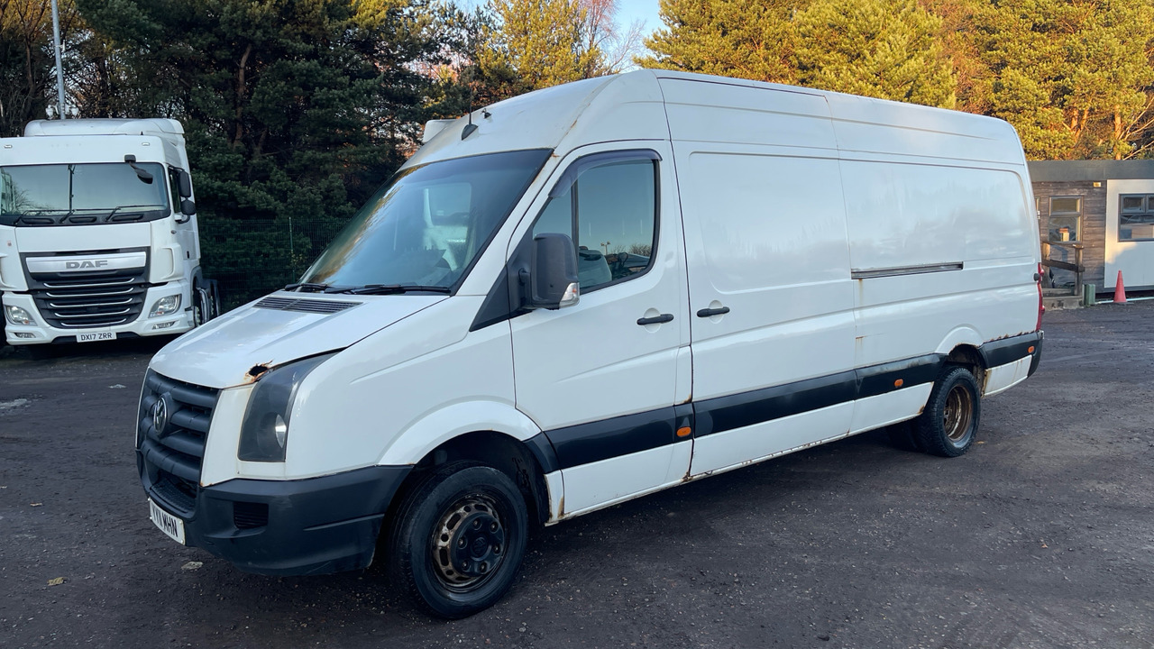 VOLKSWAGEN CRAFTER CR50 PLUS 2.5 TDI - Βαν: φωτογραφία 2 VOLKSWAGEN CRAFTER CR50 PLUS 2.5 TDI - Βαν: φωτογραφία 2