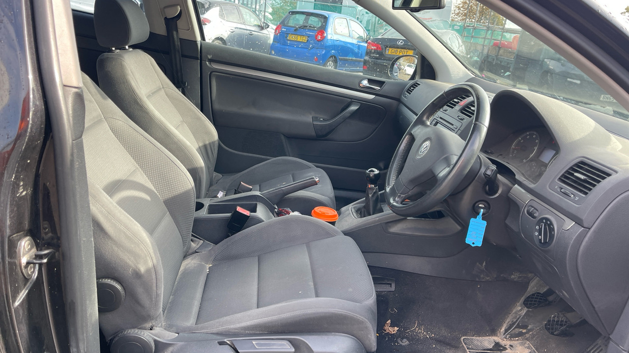 VOLKSWAGEN GOLF 2.0 GT FSI - Hatchback: φωτογραφία 5 VOLKSWAGEN GOLF 2.0 GT FSI - Hatchback: φωτογραφία 5