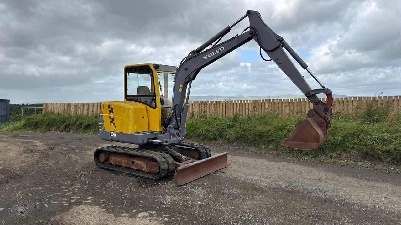 VOLVO EC45 - Εξοπλισμού κατασκευών: φωτογραφία 1 VOLVO EC45 - Εξοπλισμού κατασκευών: φωτογραφία 1