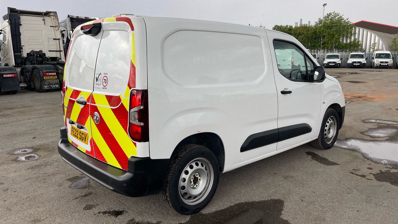 Vauxhall Combo Cargo 2300 1.5 TURBO D 100PS - Μικρό βαν: φωτογραφία 4 Vauxhall Combo Cargo 2300 1.5 TURBO D 100PS - Μικρό βαν: φωτογραφία 4