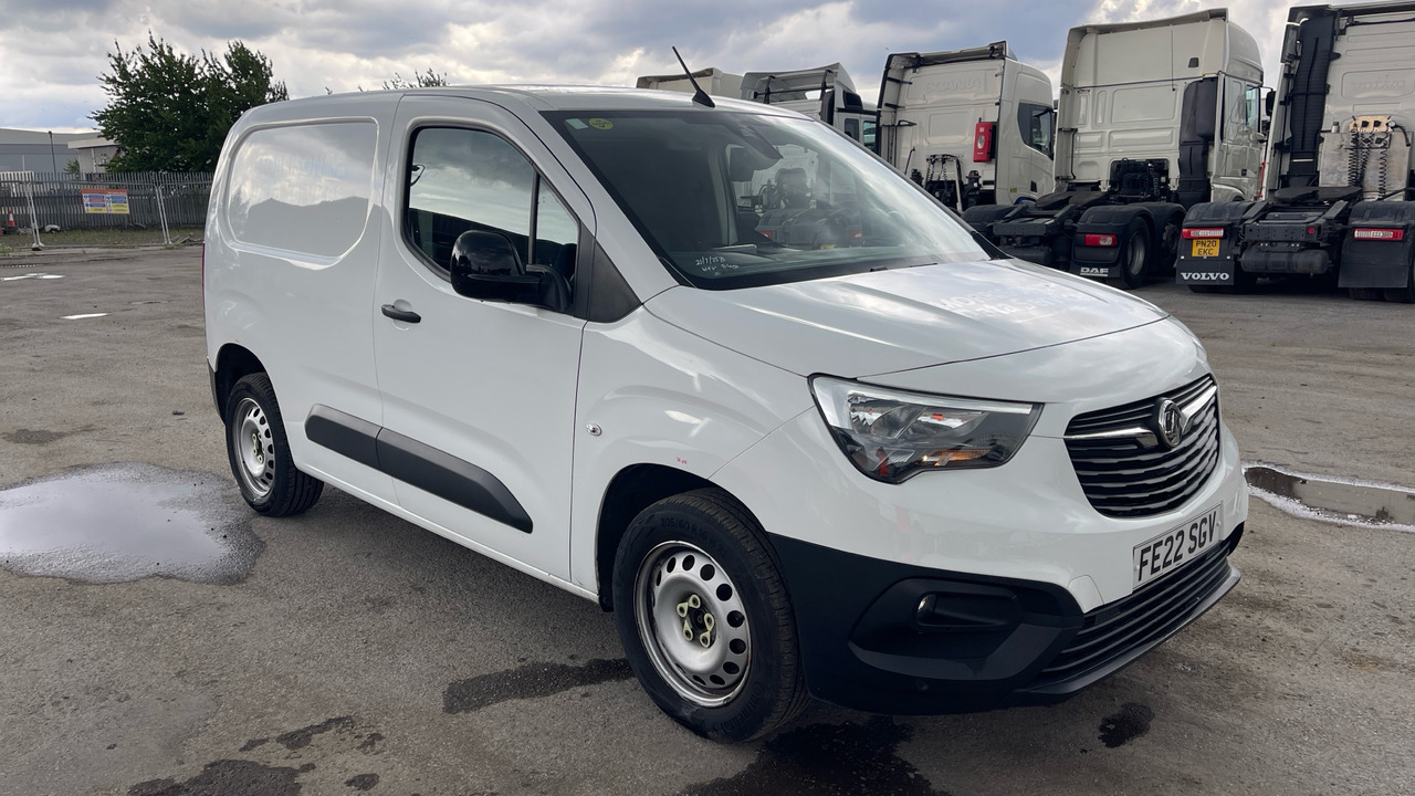 Vauxhall Combo Cargo 2300 1.5 TURBO D 100PS - Μικρό βαν: φωτογραφία 1 Vauxhall Combo Cargo 2300 1.5 TURBO D 100PS - Μικρό βαν: φωτογραφία 1