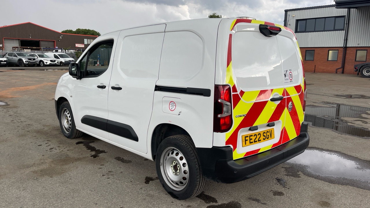 Vauxhall Combo Cargo 2300 1.5 TURBO D 100PS - Μικρό βαν: φωτογραφία 3 Vauxhall Combo Cargo 2300 1.5 TURBO D 100PS - Μικρό βαν: φωτογραφία 3