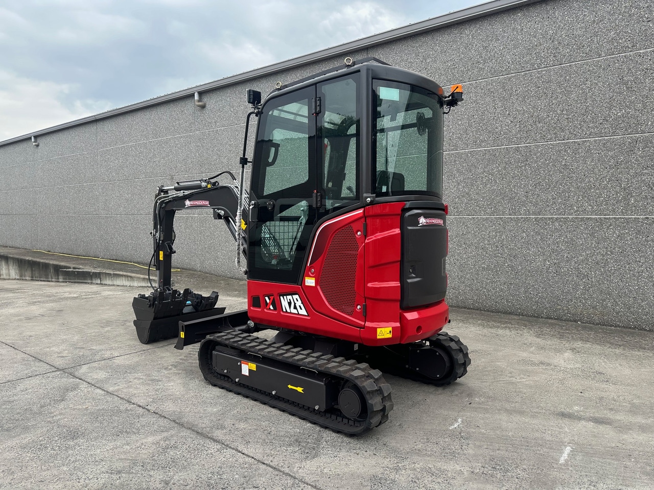 RHINOCEROS XN28 - Μίνι εκσκαφέας: φωτογραφία 2 RHINOCEROS XN28 - Μίνι εκσκαφέας: φωτογραφία 2