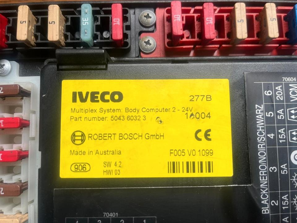 IVECO Sicherungskasten Multiplex System Body Computer 504360323 - Ηλεκτρική ασφάλεια για Φορτηγό: φωτογραφία 2 IVECO Sicherungskasten Multiplex System Body Computer 504360323 - Ηλεκτρική ασφάλεια για Φορτηγό: φωτογραφία 2