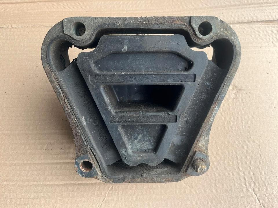 IVECO Stralis 450 Motorlager Motorhalter 3423650 - Φέρουν κινητήρα για Φορτηγό: φωτογραφία 2 IVECO Stralis 450 Motorlager Motorhalter 3423650 - Φέρουν κινητήρα για Φορτηγό: φωτογραφία 2