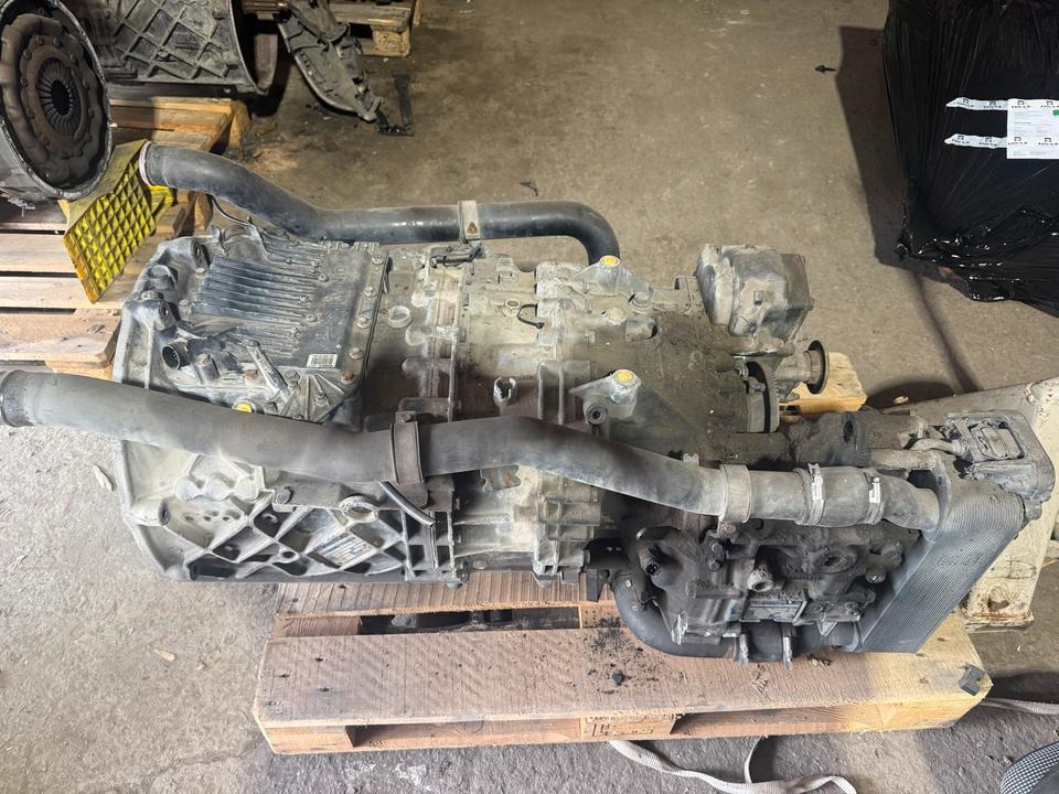 MAN Getriebe ZF ASTRONIC 12 AS 2131 TD + INTARDER 3 Nebenantrieb - Κιβώτιο ταχυτήτων για Φορτηγό: φωτογραφία 2 MAN Getriebe ZF ASTRONIC 12 AS 2131 TD + INTARDER 3 Nebenantrieb - Κιβώτιο ταχυτήτων για Φορτηγό: φωτογραφία 2