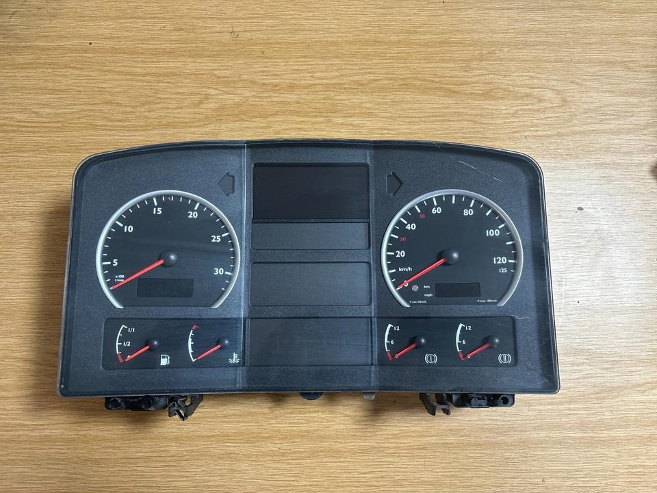 MAN Kombiinstrument / Tacho 81.27202-6133 - Ταμπλό αυτοκινήτου για Φορτηγό: φωτογραφία 1 MAN Kombiinstrument / Tacho 81.27202-6133 - Ταμπλό αυτοκινήτου για Φορτηγό: φωτογραφία 1