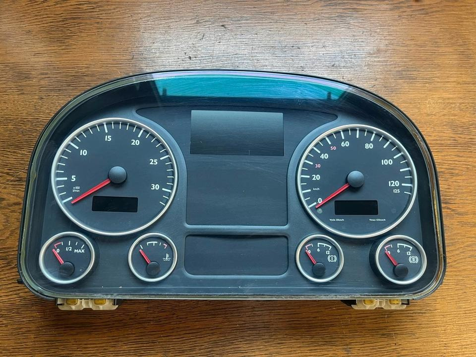 MAN Kombiinstrument / Tacho 81272026228 - Ταμπλό αυτοκινήτου για Φορτηγό: φωτογραφία 1 MAN Kombiinstrument / Tacho 81272026228 - Ταμπλό αυτοκινήτου για Φορτηγό: φωτογραφία 1