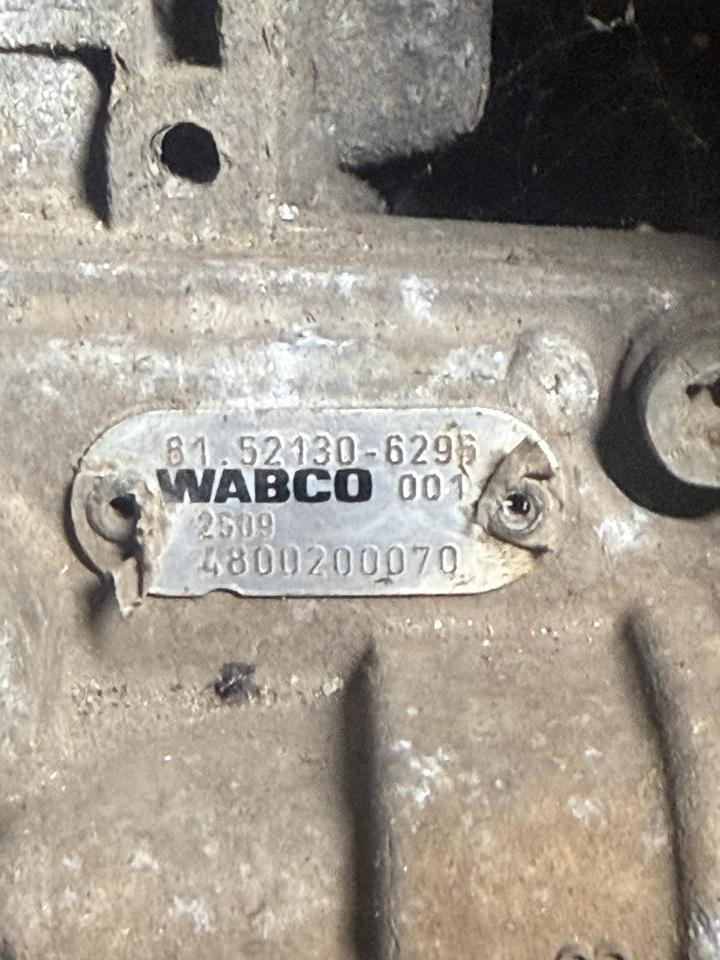 MAN WABCO Fußbremsventil 4800200070 81.52130-6295 - Εξαρτήματα φρένων για Φορτηγό: φωτογραφία 3 MAN WABCO Fußbremsventil 4800200070 81.52130-6295 - Εξαρτήματα φρένων για Φορτηγό: φωτογραφία 3