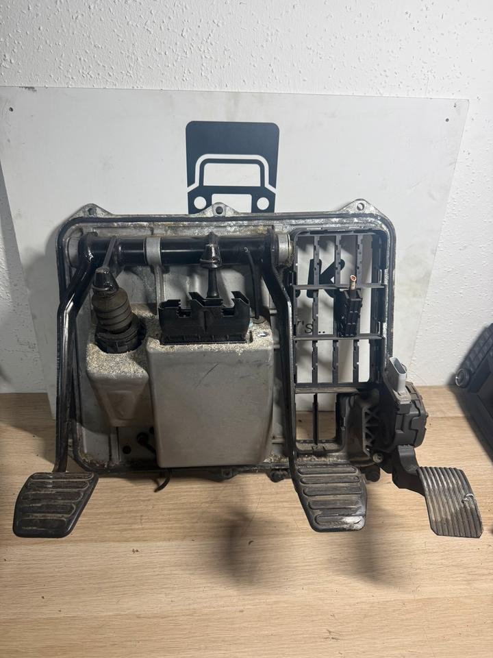 MAN WABCO Fußbremsventil 4800200090 - Εξαρτήματα φρένων για Φορτηγό: φωτογραφία 4 MAN WABCO Fußbremsventil 4800200090 - Εξαρτήματα φρένων για Φορτηγό: φωτογραφία 4