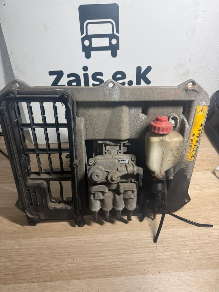 MAN WABCO Fußbremsventil 4800200260 - Εξαρτήματα φρένων για Φορτηγό: φωτογραφία 1 MAN WABCO Fußbremsventil 4800200260 - Εξαρτήματα φρένων για Φορτηγό: φωτογραφία 1