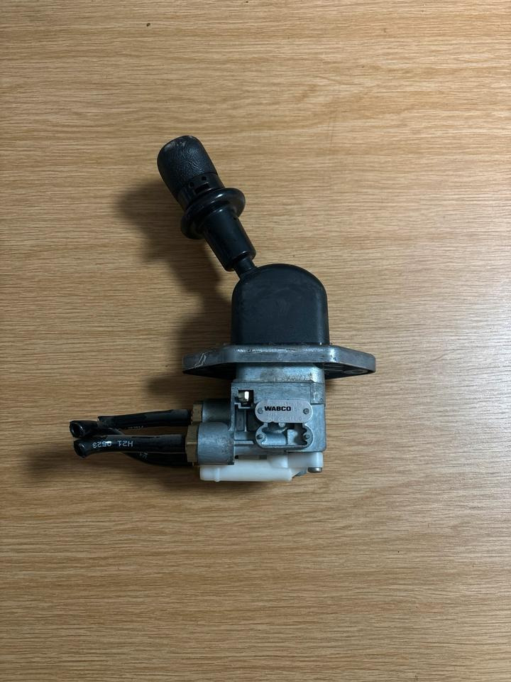 MAN WABCO Handbremsventil / Festellbremse 81.52315-6156 - Λεβιές ταχύτητων για Φορτηγό: φωτογραφία 1 MAN WABCO Handbremsventil / Festellbremse 81.52315-6156 - Λεβιές ταχύτητων για Φορτηγό: φωτογραφία 1