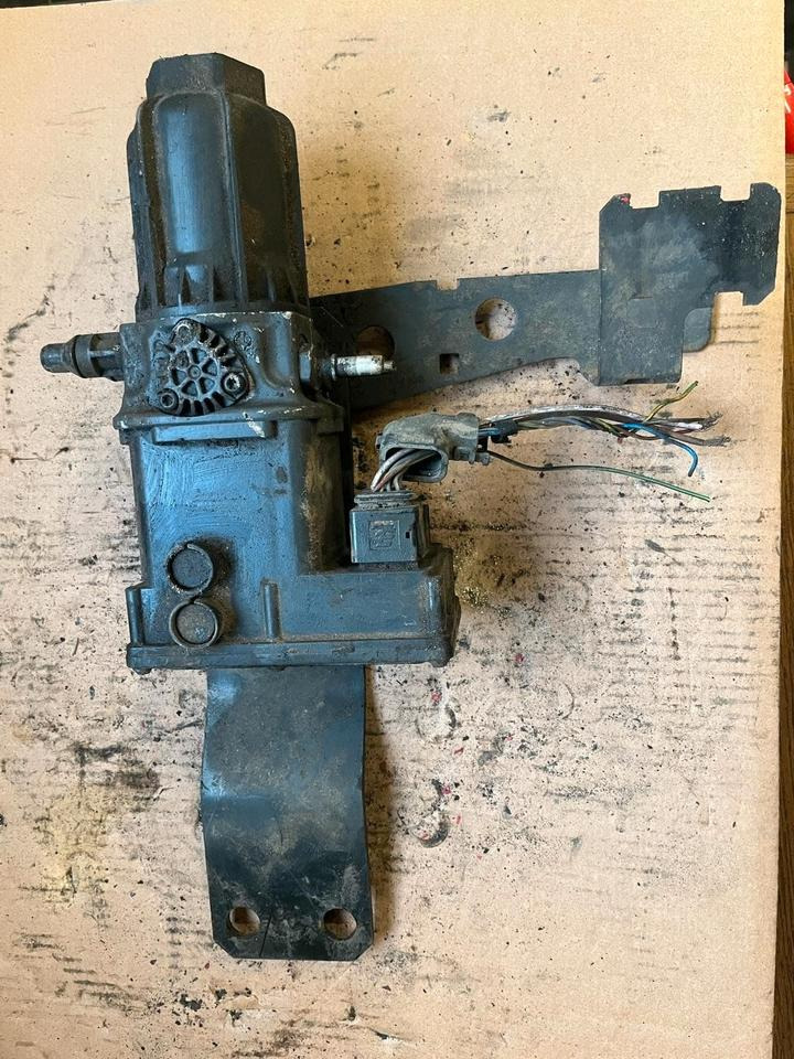 Mercedes Actros MP4 AdBlue Pumpe A0001402378 - Αντλία καυσίμου για Φορτηγό: φωτογραφία 5 Mercedes Actros MP4 AdBlue Pumpe A0001402378 - Αντλία καυσίμου για Φορτηγό: φωτογραφία 5