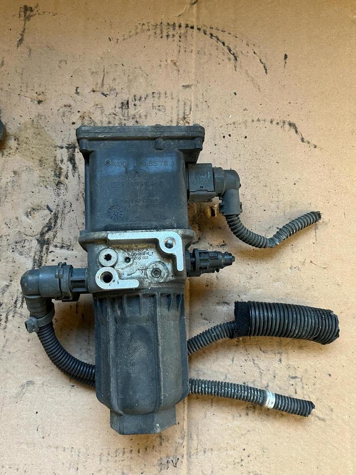 Mercedes Actros MP4 AdBlue Pumpe A0001405578 - Αντλία καυσίμου για Φορτηγό: φωτογραφία 4 Mercedes Actros MP4 AdBlue Pumpe A0001405578 - Αντλία καυσίμου για Φορτηγό: φωτογραφία 4