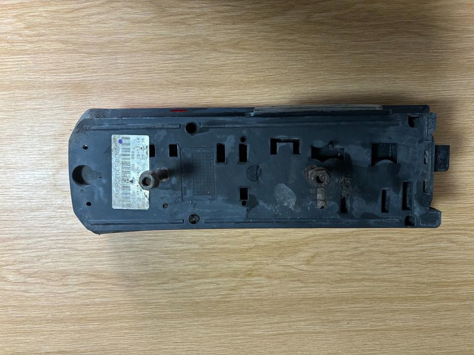 Mercedes Actros MP4 Rücklicht Links A0035441703 SN 09 - Φανάρι πίσω για Φορτηγό: φωτογραφία 2 Mercedes Actros MP4 Rücklicht Links A0035441703 SN 09 - Φανάρι πίσω για Φορτηγό: φωτογραφία 2