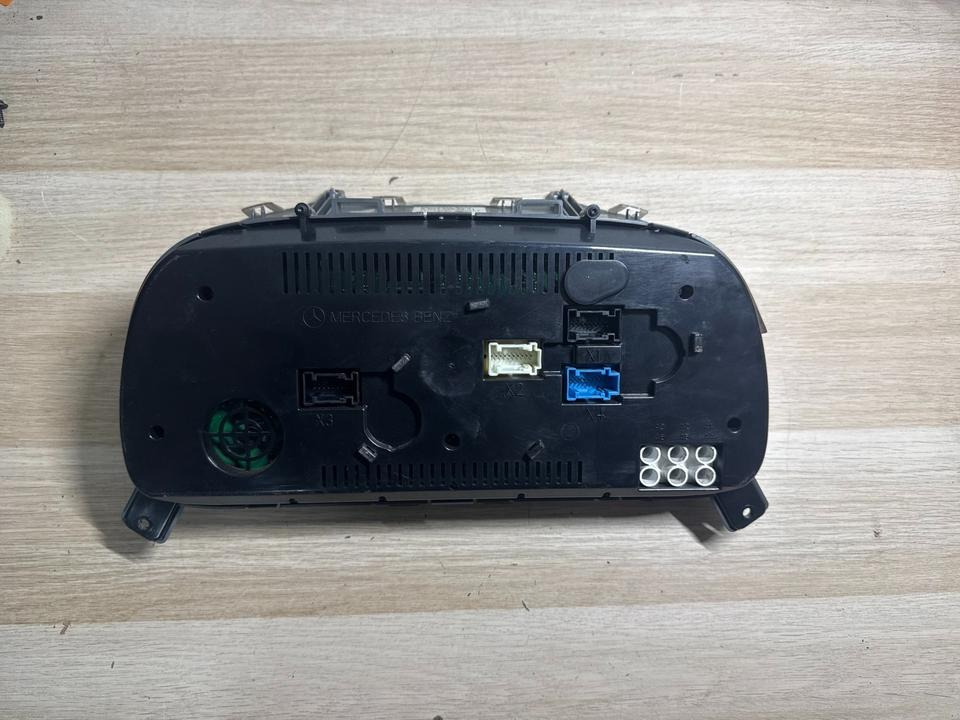 Mercedes Ategi kombiinstrument Tacho A0044463421 - Ταμπλό αυτοκινήτου για Φορτηγό: φωτογραφία 3 Mercedes Ategi kombiinstrument Tacho A0044463421 - Ταμπλό αυτοκινήτου για Φορτηγό: φωτογραφία 3