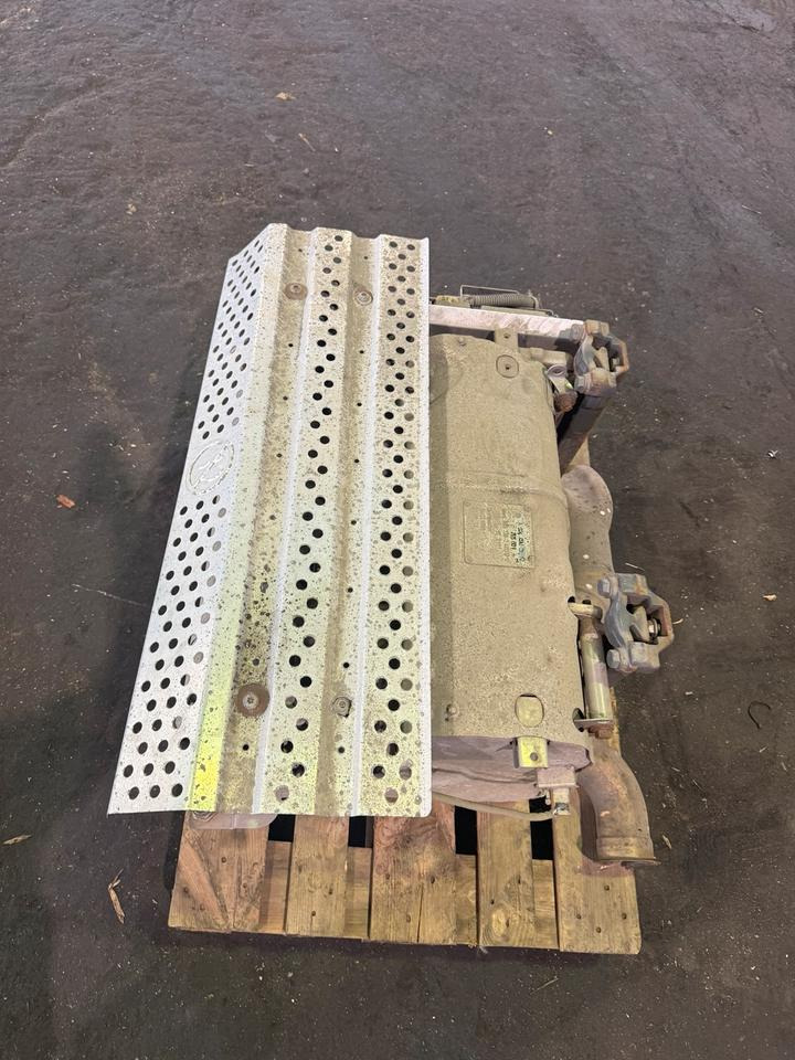 Mercedes Atego 4 EU6 Auspuff Katalysator A0044902812 - Καταλυτικός μετατροπέας για Φορτηγό: φωτογραφία 2 Mercedes Atego 4 EU6 Auspuff Katalysator A0044902812 - Καταλυτικός μετατροπέας για Φορτηγό: φωτογραφία 2