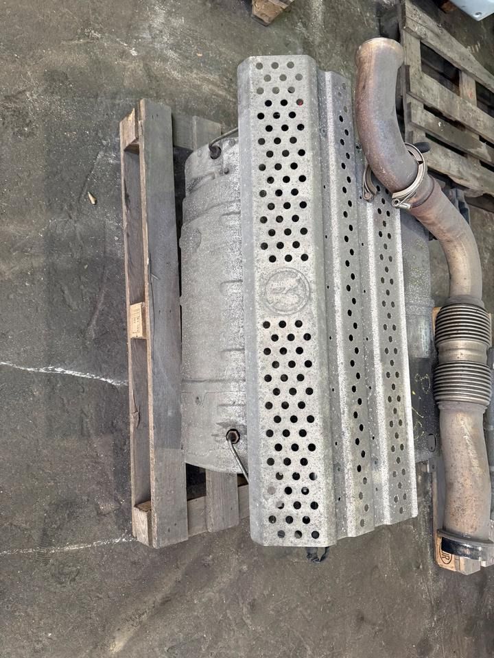 Mercedes Atego 4 EU6 Auspuff Katalysator A0064904012 - Καταλυτικός μετατροπέας για Φορτηγό: φωτογραφία 2 Mercedes Atego 4 EU6 Auspuff Katalysator A0064904012 - Καταλυτικός μετατροπέας για Φορτηγό: φωτογραφία 2