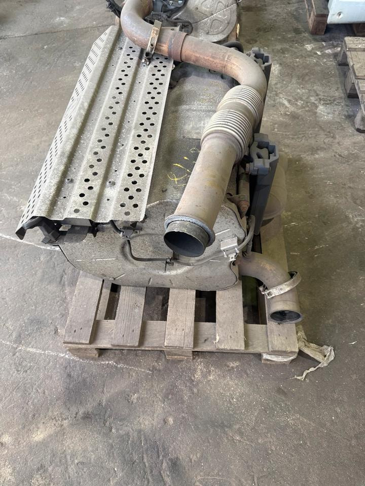 Mercedes Atego 4 EU6 Auspuff Katalysator A0064904012 - Καταλυτικός μετατροπέας για Φορτηγό: φωτογραφία 1 Mercedes Atego 4 EU6 Auspuff Katalysator A0064904012 - Καταλυτικός μετατροπέας για Φορτηγό: φωτογραφία 1