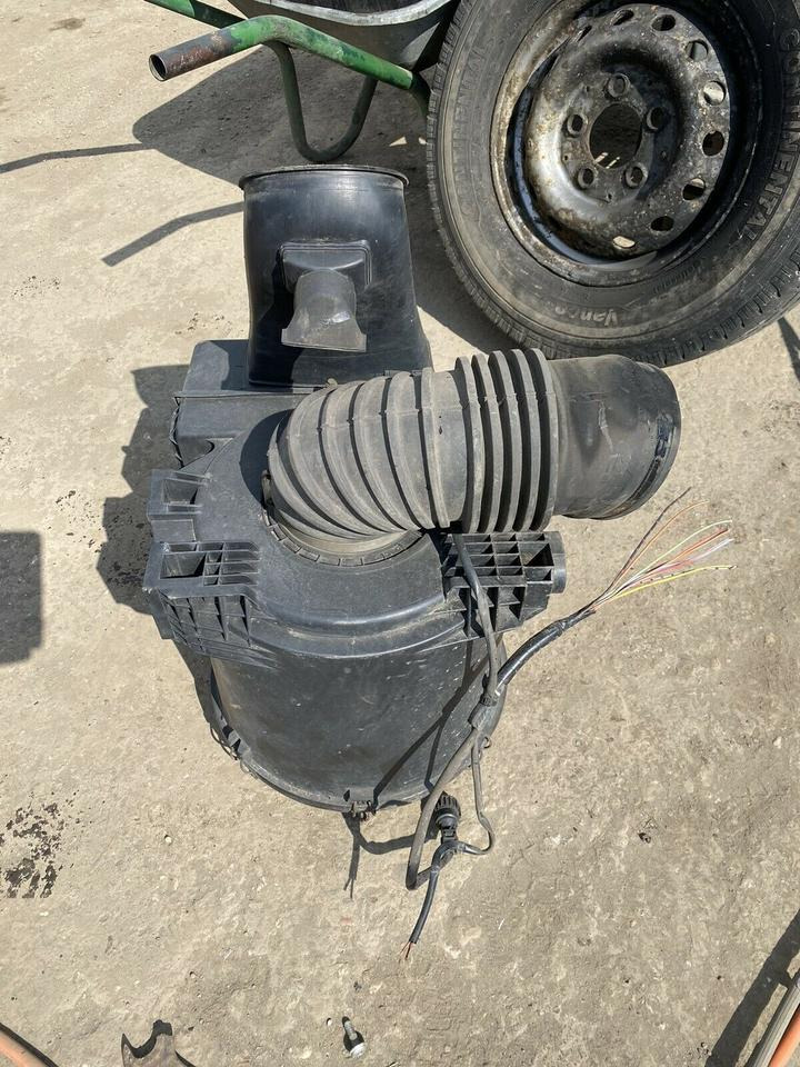 Mercedes Atego Luftfilterkasten Luftfilter Gehäuse A 973 528 06 0 - Φίλτρο αέρα για Φορτηγό: φωτογραφία 4 Mercedes Atego Luftfilterkasten Luftfilter Gehäuse A 973 528 06 0 - Φίλτρο αέρα για Φορτηγό: φωτογραφία 4