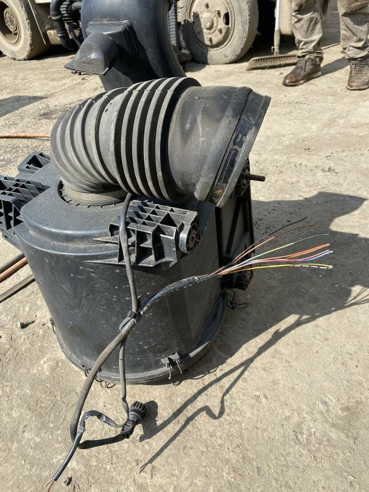 Mercedes Atego Luftfilterkasten Luftfilter Gehäuse A 973 528 06 0 - Φίλτρο αέρα για Φορτηγό: φωτογραφία 1 Mercedes Atego Luftfilterkasten Luftfilter Gehäuse A 973 528 06 0 - Φίλτρο αέρα για Φορτηγό: φωτογραφία 1