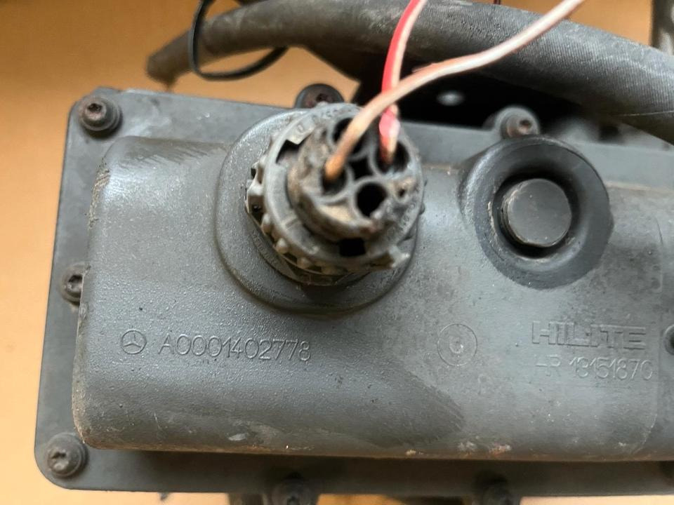 Mercedes-Benz Actros Atego EU4 EU5 AdBlue Pumpe A0001402778 - Αντλία καυσίμου για Φορτηγό: φωτογραφία 2 Mercedes-Benz Actros Atego EU4 EU5 AdBlue Pumpe A0001402778 - Αντλία καυσίμου για Φορτηγό: φωτογραφία 2