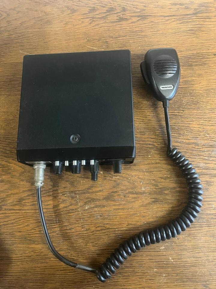 President Walker Funkgerät 34540 - Σύστημα πλοήγησης για Φορτηγό: φωτογραφία 4 President Walker Funkgerät 34540 - Σύστημα πλοήγησης για Φορτηγό: φωτογραφία 4