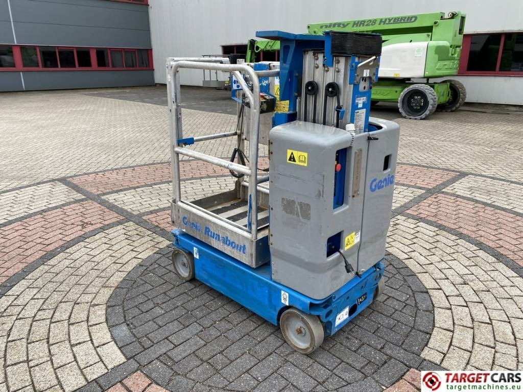 Genie GR15 Runabout Electric Vertical Mast Lift 652cm - Κάθετος ανελκυστήρας με κατάρτι: φωτογραφία 4 Genie GR15 Runabout Electric Vertical Mast Lift 652cm - Κάθετος ανελκυστήρας με κατάρτι: φωτογραφία 4