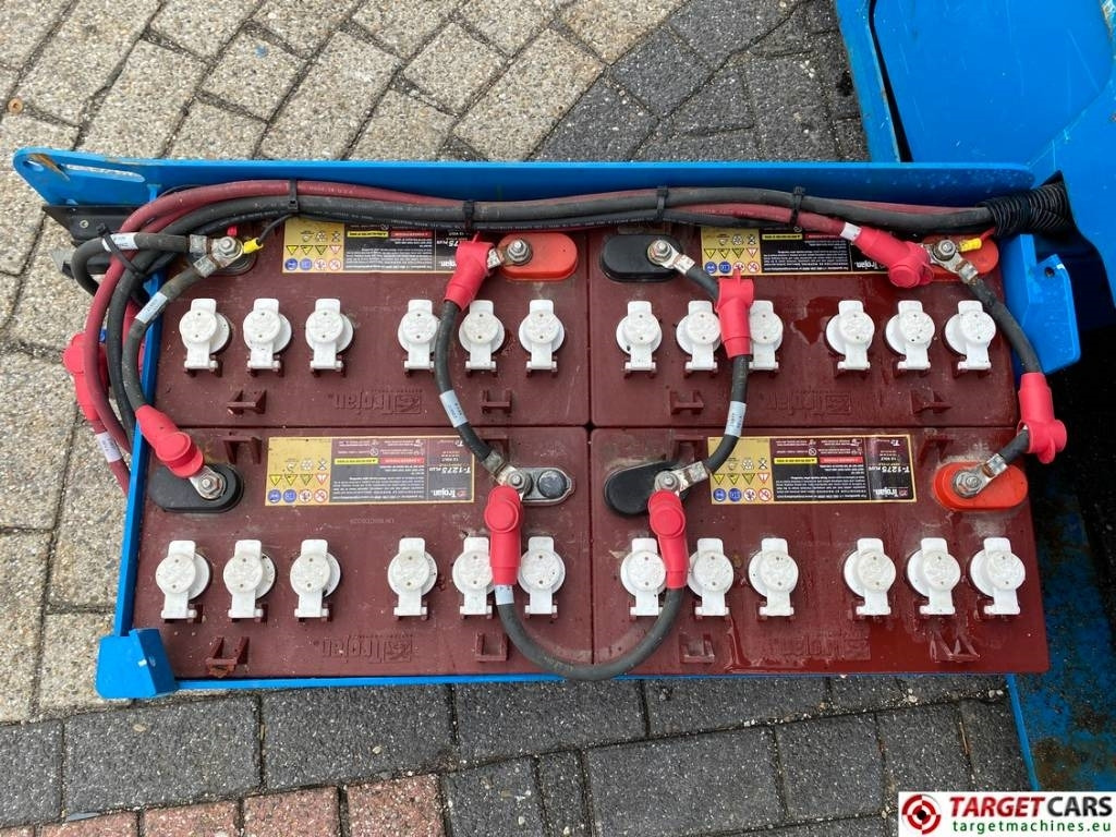 Ψαλιδωτό ανυψωτικό Genie GS-4047 Electric Scissor Work Lift 1389cm: φωτογραφία 16 Ψαλιδωτό ανυψωτικό Genie GS-4047 Electric Scissor Work Lift 1389cm: φωτογραφία 16