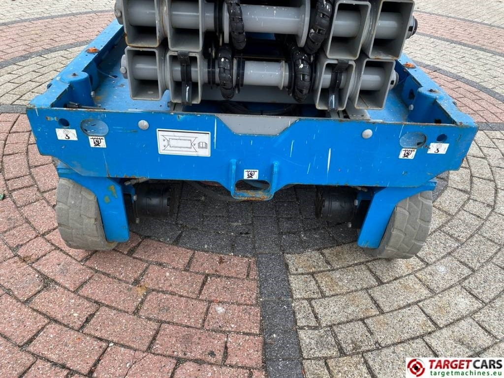 Ψαλιδωτό ανυψωτικό Genie GS-4047 Electric Scissor Work Lift 1389cm: φωτογραφία 30 Ψαλιδωτό ανυψωτικό Genie GS-4047 Electric Scissor Work Lift 1389cm: φωτογραφία 30