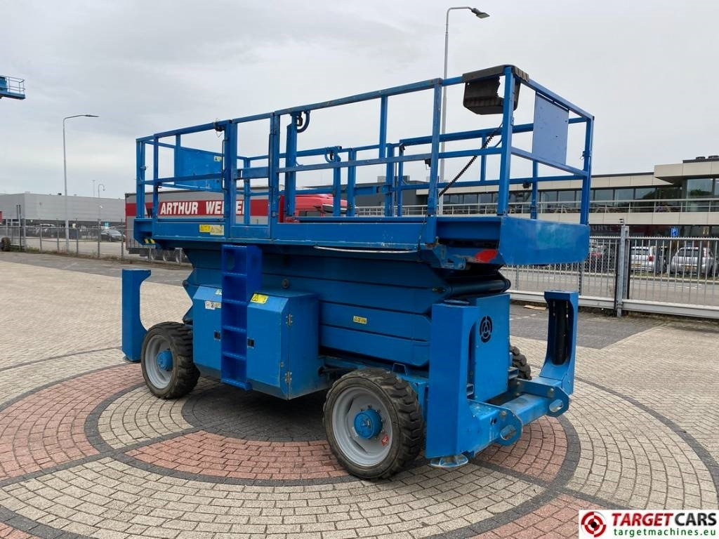 Genie GS-4390RT Diesel 4x4 Scissor Work Lift 1511cm - Ψαλιδωτό ανυψωτικό: φωτογραφία 2 Genie GS-4390RT Diesel 4x4 Scissor Work Lift 1511cm - Ψαλιδωτό ανυψωτικό: φωτογραφία 2