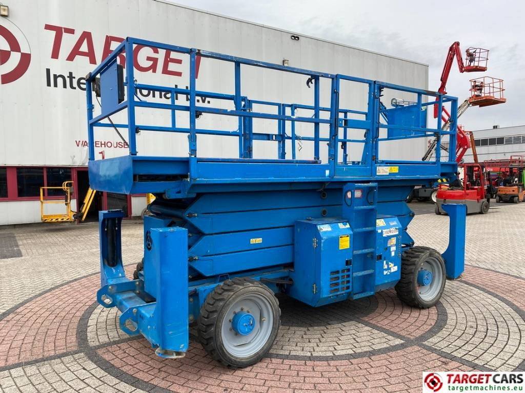 Genie GS-4390RT Diesel 4x4 Scissor Work Lift 1511cm - Ψαλιδωτό ανυψωτικό: φωτογραφία 1 Genie GS-4390RT Diesel 4x4 Scissor Work Lift 1511cm - Ψαλιδωτό ανυψωτικό: φωτογραφία 1