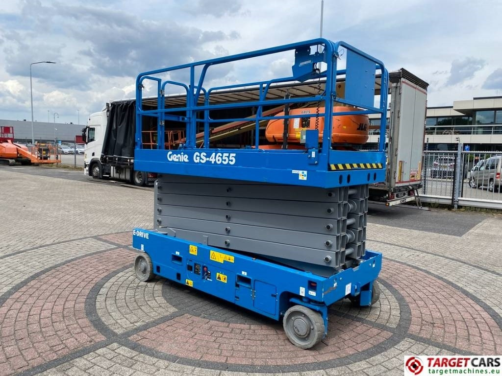 Genie GS-4655 Electric E-Drive Scissor Work Lift 1595cm - Ψαλιδωτό ανυψωτικό: φωτογραφία 2 Genie GS-4655 Electric E-Drive Scissor Work Lift 1595cm - Ψαλιδωτό ανυψωτικό: φωτογραφία 2