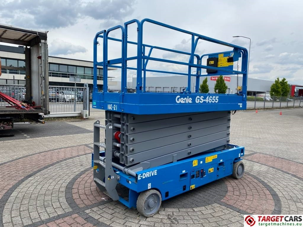 Genie GS-4655 Electric E-Drive Scissor Work Lift 1595cm - Ψαλιδωτό ανυψωτικό: φωτογραφία 3 Genie GS-4655 Electric E-Drive Scissor Work Lift 1595cm - Ψαλιδωτό ανυψωτικό: φωτογραφία 3