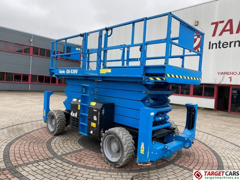 Genie GS-5390 RT LPG 4x4 Scissor Work Lift 1815cm - Ψαλιδωτό ανυψωτικό: φωτογραφία 4 Genie GS-5390 RT LPG 4x4 Scissor Work Lift 1815cm - Ψαλιδωτό ανυψωτικό: φωτογραφία 4